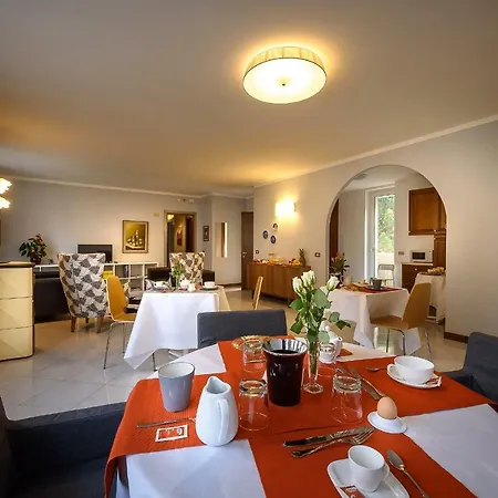 Sweet Bed & Breakfast 3*